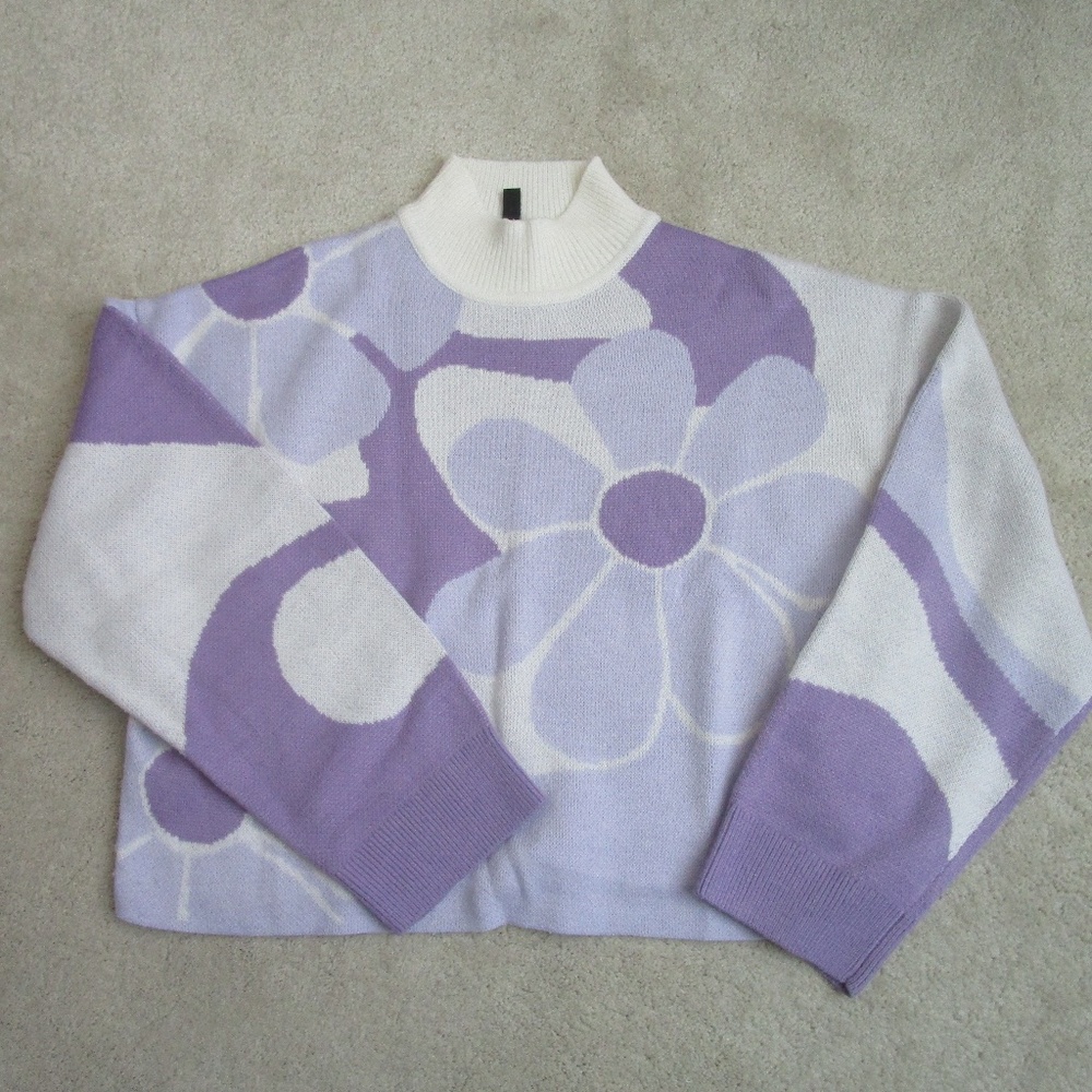 DIVIDED Girls Floral Sweater Purple And White Size Medium BIN1-0001